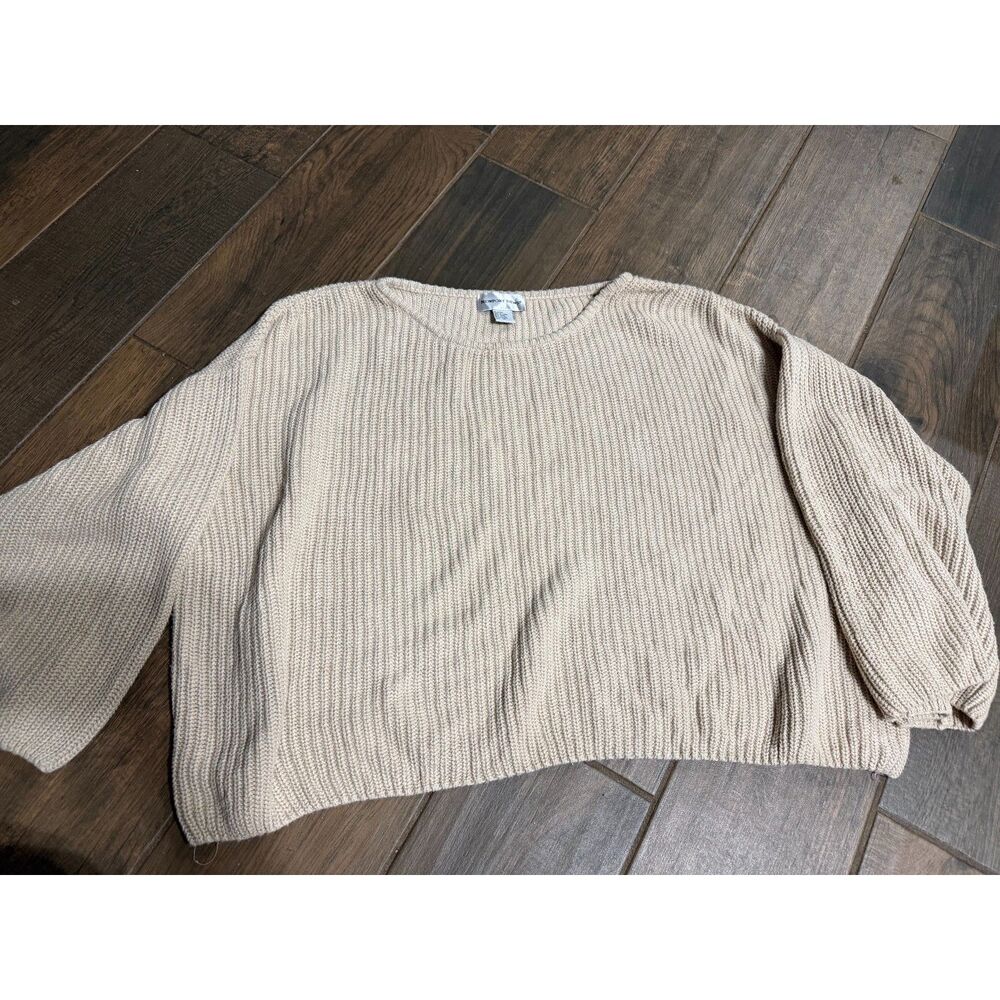 Newport News Beige Crop Sweater